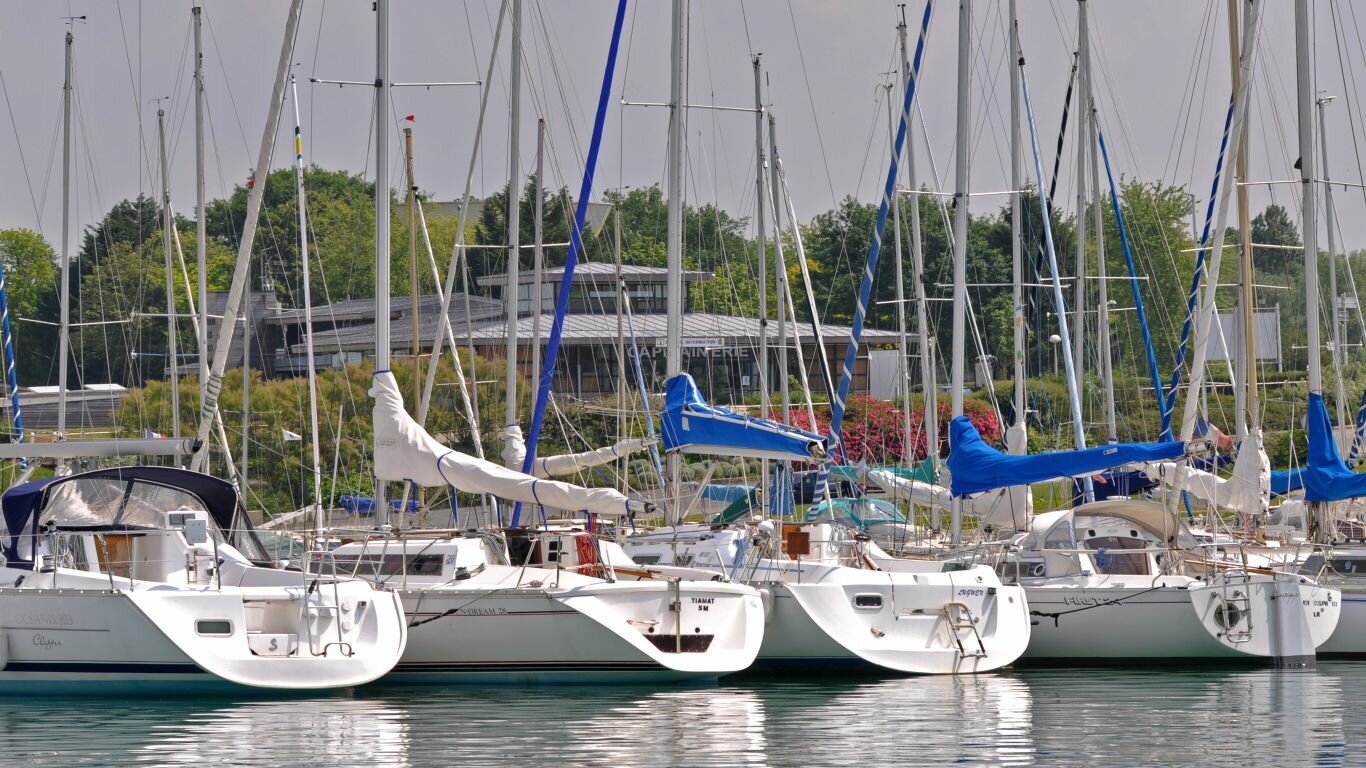 Port de plaisance Mesnil Saint-Père <p>Port de plaisance de Mesnil Saint-Père. Lac d'Orient.</p>
